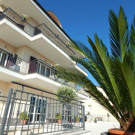Studio Apartment "Brigita",Parking With Gate Rijeka Buitenkant foto