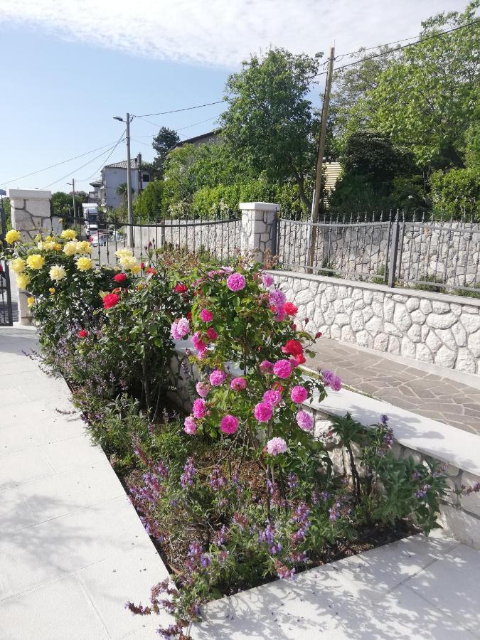 Studio Apartment "Brigita",Parking With Gate Rijeka Buitenkant foto