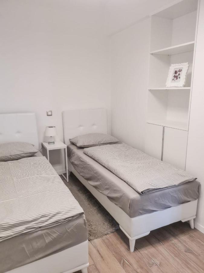 Studio Apartment "Brigita",Parking With Gate Rijeka Buitenkant foto