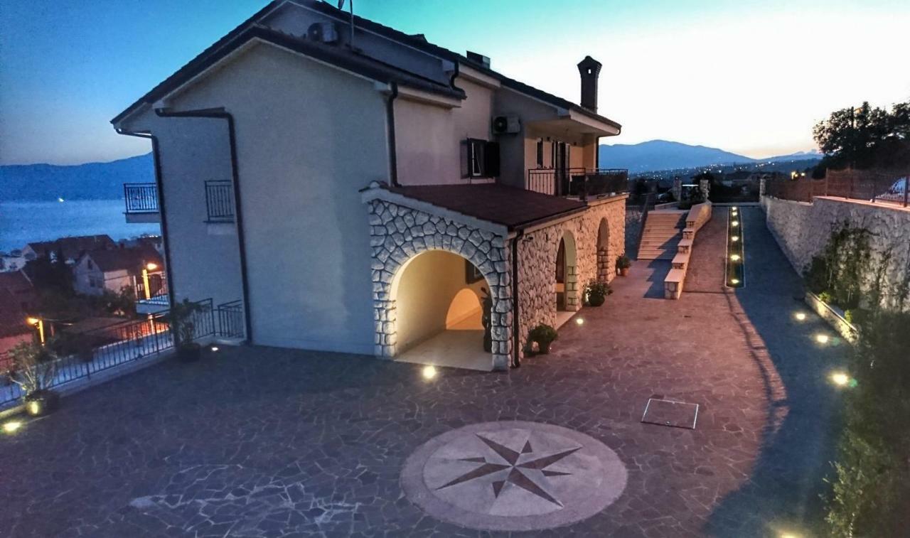 Studio Apartment "Brigita",Parking With Gate Rijeka Buitenkant foto