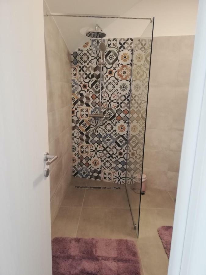 Studio Apartment "Brigita",Parking With Gate Rijeka Buitenkant foto